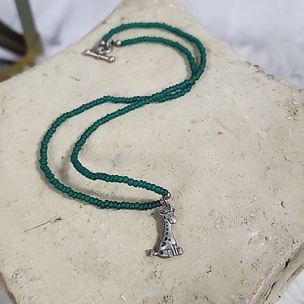 Giraffe Necklace with Toggle close